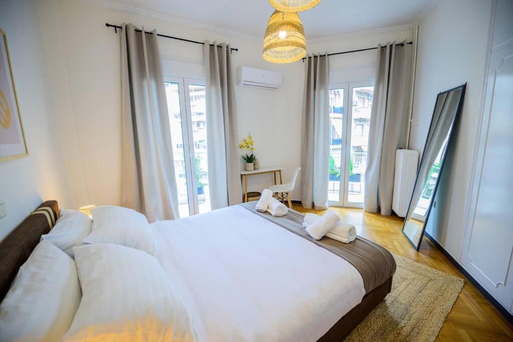 Boho Luxury 2 Bedroom Apartment, Acropolis Museum View 아테네 외부 사진