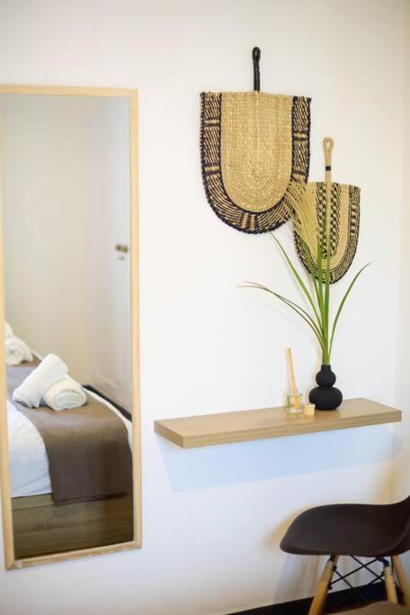 Boho Luxury 2 Bedroom Apartment, Acropolis Museum View 아테네 외부 사진