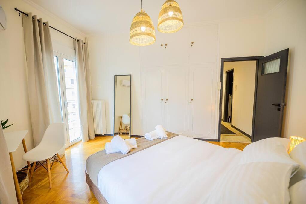 Boho Luxury 2 Bedroom Apartment, Acropolis Museum View 아테네 외부 사진